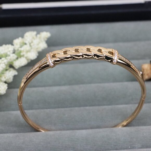 Rose Gold Bangle with Bold Chain Centerpiece, XPBL0577 - Picture 1 of 12